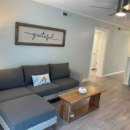 Ocean Breeze Beachfront Condo, Newly Renovated Myrtle Beach Extérieur photo