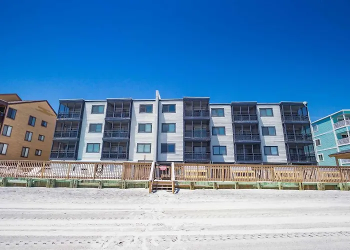 Ocean Breeze Beachfront Condo, Newly Renovated