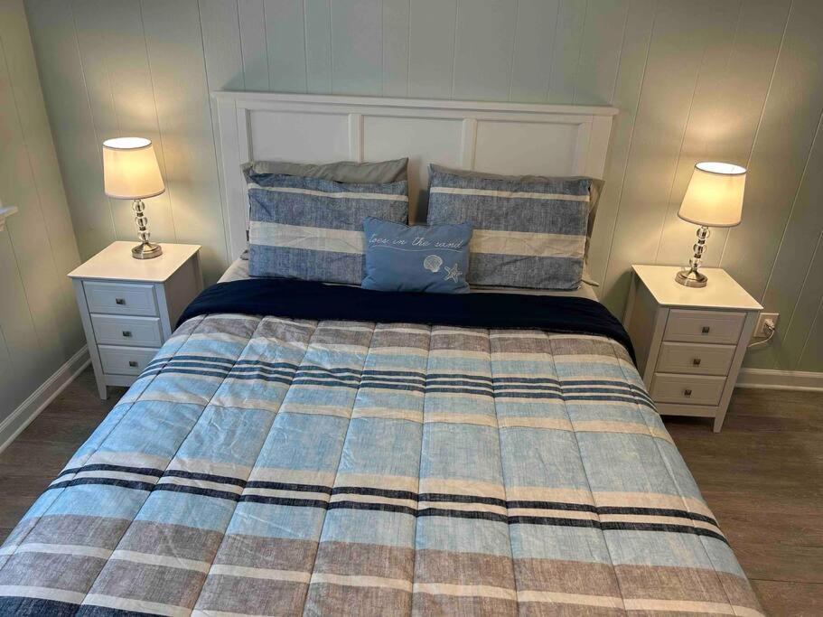 Ocean Breeze Beachfront Condo, Newly Renovated Appartement Myrtle Beach